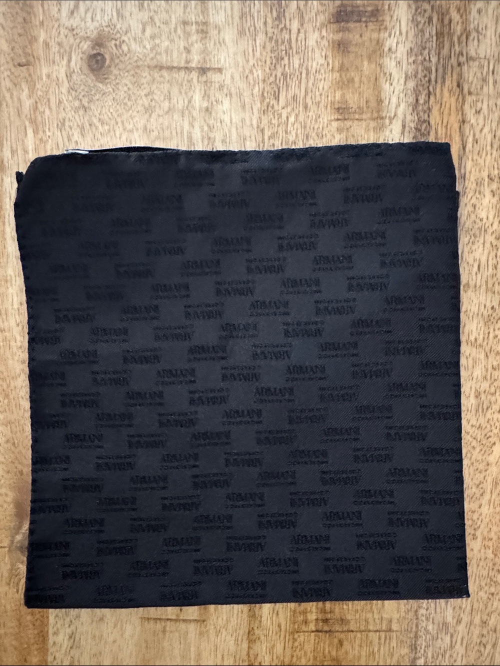 Armani COLLEZIONI Black Logo-Jacquard Pocket Square 100% silk made in Italy